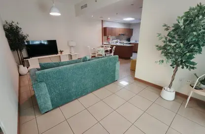 Apartment - 1 Bedroom - 2 Bathrooms for rent in Sulafa Tower - Dubai Marina - Dubai
