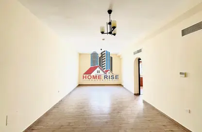 Apartment - 1 Bedroom - 2 Bathrooms for rent in Muwaileh 29 Building - Muwaileh - Sharjah
