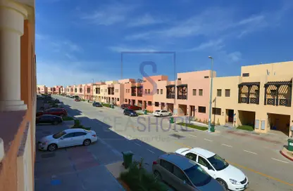 Villa - 2 Bedrooms - 3 Bathrooms for rent in Zone 8 - Hydra Village - Abu Dhabi
