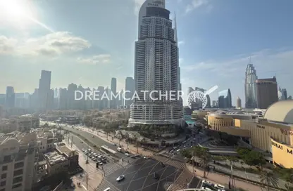 Apartment - 1 Bedroom - 1 Bathroom for rent in Boulevard Point - Downtown Dubai - Dubai