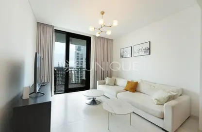 Living Room image for: Apartment - 1 Bedroom - 1 Bathroom for rent in Creekside 18 A - Creekside 18 - Dubai Creek Harbour (The Lagoons) - Dubai, Image 1