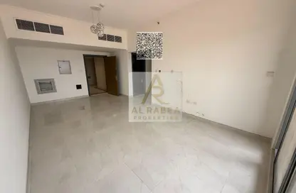 Apartment - 1 Bedroom - 2 Bathrooms for rent in Al Yasmeen 1 - Al Yasmeen - Ajman