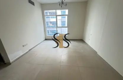 شقة - غرفة نوم - 2 حمامات للايجار في برج البرشاء التوأم آيه - البرشاء 1 - البرشاء - دبي