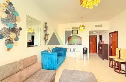 Apartment - 1 Bedroom - 2 Bathrooms for rent in University View - Dubai Silicon Oasis - Dubai