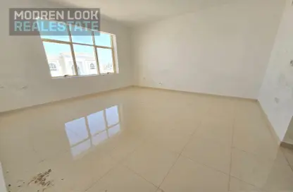 Apartment - 3 Bedrooms - 4 Bathrooms for rent in Shakhbout City - Abu Dhabi