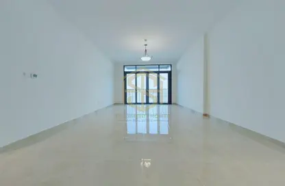 Apartment - 2 Bedrooms - 3 Bathrooms for rent in Osha 1 - Corniche Deira - Deira - Dubai