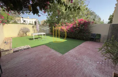 فيلا - 3 غرف نوم - 3 حمامات للايجار في الينابيع 2 - الينابيع - دبي