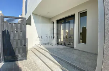 Terrace image for: Villa - 3 Bedrooms - 5 Bathrooms for rent in Mohamed Bin Zayed Centre - Mohamed Bin Zayed City - Abu Dhabi, Image 1