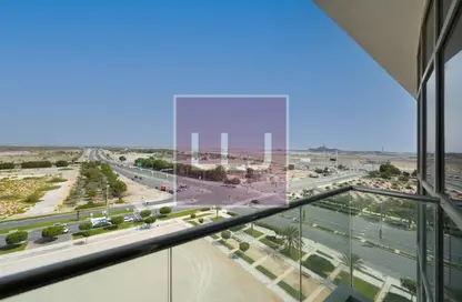 Balcony image for: Apartment - 2 Bedrooms - 2 Bathrooms for rent in P2096 - Al Zeina - Al Raha Beach - Abu Dhabi, Image 1