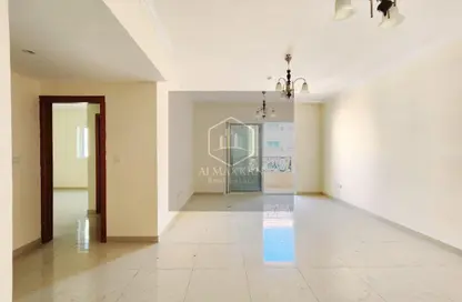 شقة - 2 غرف نوم - 3 حمامات للايجار في بناية مويليح 3 - مويلح - الشارقة شقة - 2 غرف نوم - 3 حمامات للايجار في بناية مويليح 3 - مويلح - الشارقة