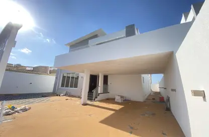 فيلا - 5 غرف نوم - 8 حمامات للبيع في 2 المويهات - المويهات - عجمان