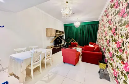 شقة - غرفة نوم - 2 حمامات للايجار في حديقة الوليد 1 - حديقة الوليد - الجداف - دبي