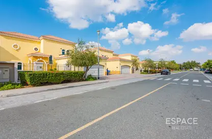 Villa - 3 Bedrooms - 4 Bathrooms for rent in Legacy - Jumeirah Park - Dubai