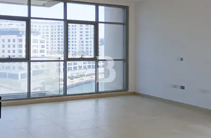 Empty Room image for: Apartment - 3 Bedrooms - 5 Bathrooms for rent in Al Sana 1 - Al Muneera - Al Raha Beach - Abu Dhabi, Image 1