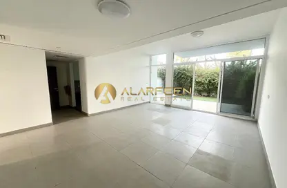 فيلا - 3 غرف نوم - 3 حمامات للايجار في 2 أرابيلا تاون هاوس - أرابيلا تاون هاوس - مودون - دبي