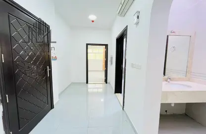 شقة - 2 غرف نوم - 2 حمامات للايجار في المريال - الخبيصي - العين