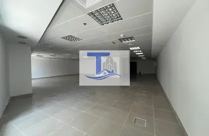 Office Space - Studio - 1 Bathroom for rent in Danat Towers - Muroor Area - Abu Dhabi