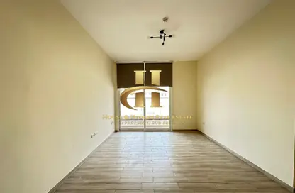 Apartment - 2 Bedrooms - 2 Bathrooms for rent in Oxford Residence - Jumeirah Village Circle - Dubai