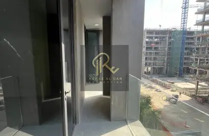شقة - غرفة نوم - 2 حمامات للبيع في الطراز - حي نسيج - الجادة - الشارقة