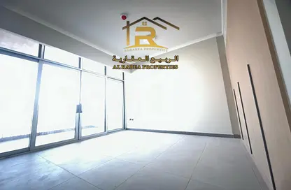 Empty Room image for: Apartment - 2 Bedrooms - 3 Bathrooms for rent in Al Jurf 2 - Al Jurf - Ajman Downtown - Ajman, Image 1