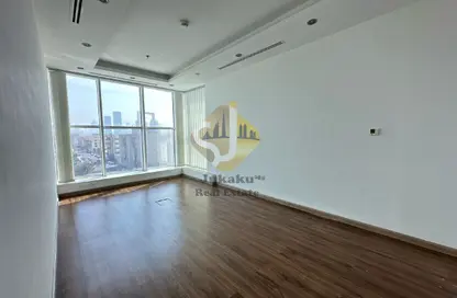 Office Space - Studio - 2 Bathrooms for rent in Pyramid Centre - Oud Metha - Bur Dubai - Dubai