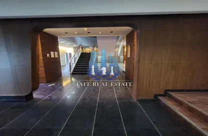 Office Space - Studio - 4 Bathrooms for rent in Delma Street - Al Mushrif - Abu Dhabi