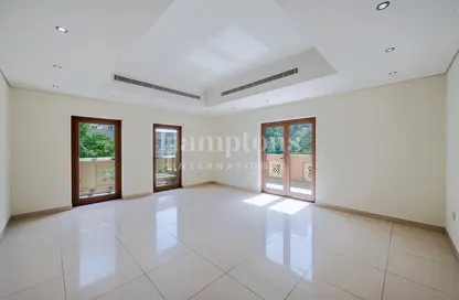 Villa - 5 Bedrooms - 6 Bathrooms for sale in Dubai Style - North Village - Al Furjan - Dubai