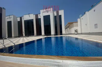 شقة - 2 غرف نوم - 3 حمامات للايجار في المرسى - الجزيرة الحمراء - قرية الحمرا - رأس الخيمة