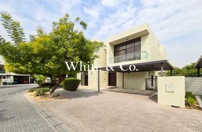 Villa - 5 Bedrooms - 6 Bathrooms for sale in Whitefield 1 - Whitefield - DAMAC Hills - Dubai