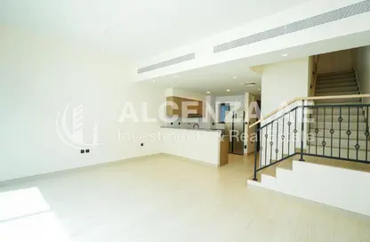 Townhouse - 5 Bedrooms - 6 Bathrooms for rent in Santorini - Damac Lagoons - Dubai