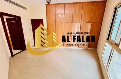 شقة - 2 غرف نوم - 4 حمامات للايجار في شارع التعاون - التعاون - الشارقة