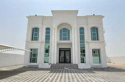 Villa - 5 Bedrooms - 7 Bathrooms for rent in Wadi Alshabak - Dubai