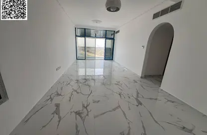 Apartment - 2 Bedrooms - 2 Bathrooms for rent in Gate Tower 1 - Musheiref - Ajman