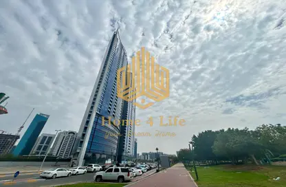 Apartment - 3 Bedrooms - 5 Bathrooms for rent in Wave tower - Corniche Road - Abu Dhabi
