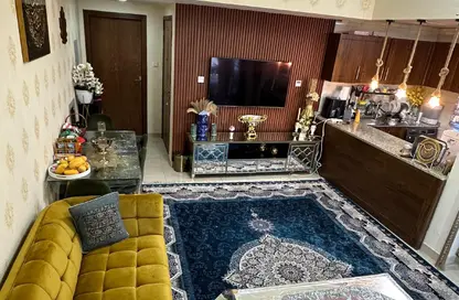شقة - غرفة نوم - 2 حمامات للبيع في C3 برج ماجستيك - مدينة الإمارات - عجمان