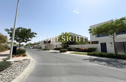 Villa - 4 Bedrooms - 5 Bathrooms for sale in Yas Park Gate - Yas Island - Abu Dhabi