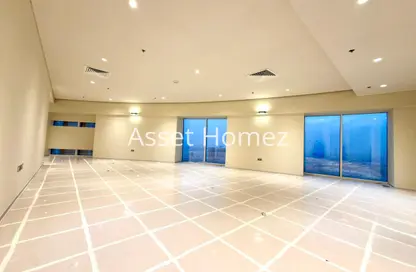 دوبلكس - 2 غرف نوم - 3 حمامات للايجار في برج بارك - شارع الشيخ زايد - دبي