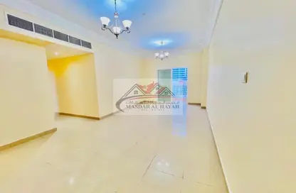 شقة - 2 غرف نوم - 2 حمامات للايجار في تايجر القادسية - النهدة - الشارقة