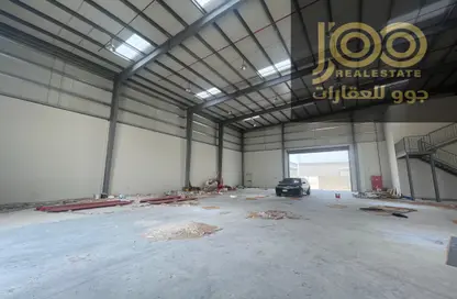Warehouse - Studio - 2 Bathrooms for rent in Umm Al Thuoob - Umm Al Quwain