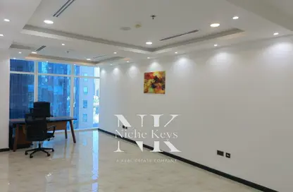 مكتب - استوديو للايجار في برج بارك لين - الخليج التجاري - دبي