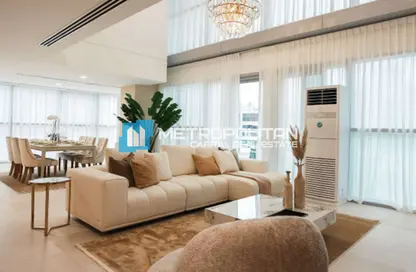 Apartment - 2 Bedrooms - 4 Bathrooms for sale in Radiant Marina Towers - Shams Abu Dhabi - Al Reem Island - Abu Dhabi