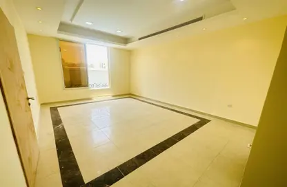 Villa - 1 Bedroom - 1 Bathroom for rent in Al Dhafrah Street - Al Mushrif - Abu Dhabi