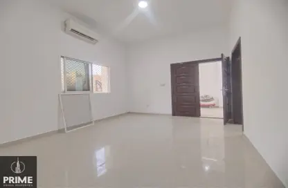 Apartment - 2 Bedrooms - 1 Bathroom for rent in Muroor Area - Abu Dhabi