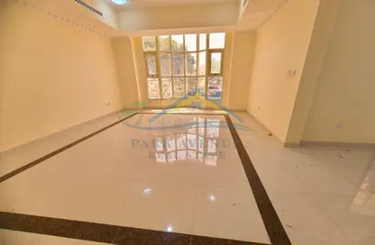 فيلا - 4 غرف نوم - 6 حمامات للايجار في مركز محمد بن زايد - مدينة محمد بن زايد - أبوظبي