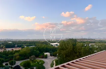 شقة - غرفة نوم - 2 حمامات للايجار في ذا نايبرهود - البراري - دبي