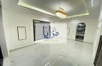 فيلا - 5 غرف نوم - 7 حمامات للبيع في قرية الاميرة - الياسمين - عجمان