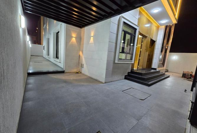 15680686 - صورة العقار 2