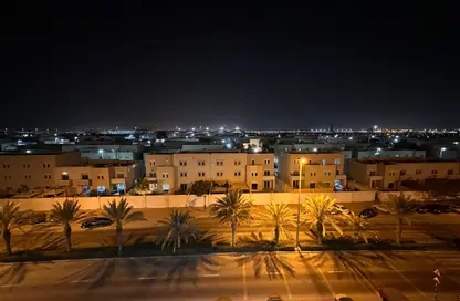 Apartment - 2 Bedrooms - 2 Bathrooms for rent in Tower 1 - Al Reef Downtown - Al Reef - Abu Dhabi
