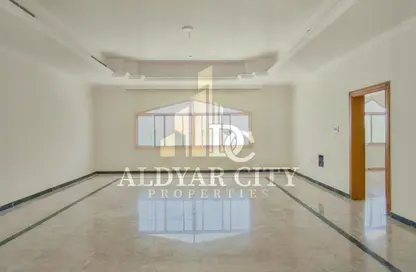 فيلا - 4 غرف نوم - 6 حمامات للايجار في الجرف 2 - الجرف - عجمان وسط المدينة - عجمان