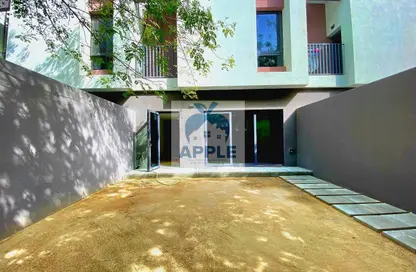 Townhouse - 2 Bedrooms - 4 Bathrooms for rent in Sarab 2 - Aljada - Sharjah